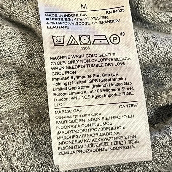 🍀2/$22 GAP Raglan Softspun Hooded Lightweight Sweater Gray White Womens Medium - Picture 7 of 12